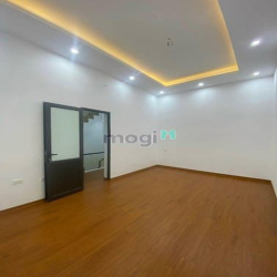 Tôi cần bán nhà ngõ Láng Hạ, giá 12.8 tỷ, 59m2x6T, KD dòng tiền, ẢNH T