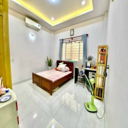 Tuyệt Phẩm Chuẩn Chỉnh Nhà Phan Văn Trị 81.2m2 (4x21m) 5Tầng , Hẻm 8m