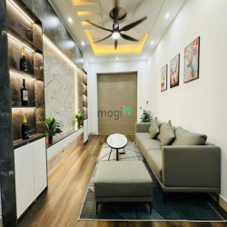 Chủ gửi em bán giá 2ty660 còn TL nhà MT đường Hoa Phượng P2 Phú Nhuận