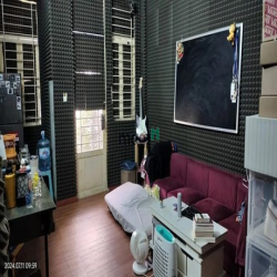 Tân Bình-HẺM XE TẢI NÉ NHAU- Dân trí cao-cực hiếm- chính chủ 20 năm