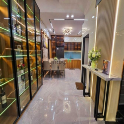 BÁN GẤP!!Nguyễn Văn Quá,P.Đông Hưng Thuận,Q12.74m2.2tỷ900$.Sổ Sẵn