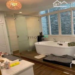 Bán gấp nhà HXH Đ. Trần Quốc Thảo, P7, Quận 3, 78m2, 2tỷ750, sổ riêng