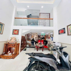 Bán căn nhà An Dương Vương Bình Trị Đông Bình Tân 90m2 giá 3t400 SHR