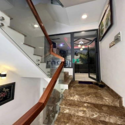 Bán căn nhà An Dương Vương Bình Trị Đông Bình Tân 90m2 giá 3t400 SHR