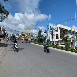 Nhà rộng rãi mặt tiền Nguyễn Văn Cừ, P.An Hoà, Q.Ninh Kiều, Cần Thơ