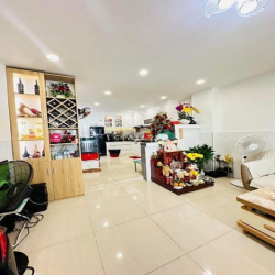 Bán Nhà Mới Đẹp ,Hẻm Ba Gác gần MT Điện Biên Phủ P.15 Q.BT 32M2, 4tỷ98