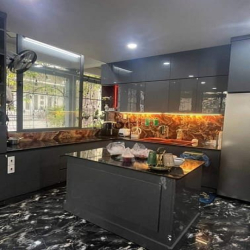 Căn góc 104m2(11x11m) đường 7m 4 tầng btct 554m2 xd Minh Phụng, Q11