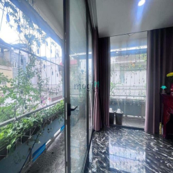 Căn góc 104m2(11x11m) đường 7m 4 tầng btct 554m2 xd Minh Phụng, Q11