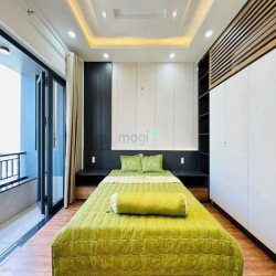 Bán nhà 4x34m2 đường Nguyễn Văn Đậu P11 Bình Thạnh, hẻm xe tải 8 mét