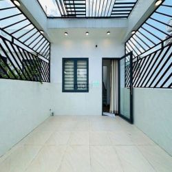 Bán nhà 4x34m2 đường Nguyễn Văn Đậu P11 Bình Thạnh, hẻm xe tải 8 mét