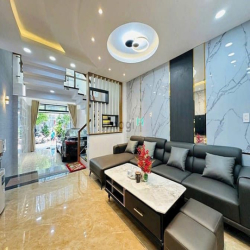 Bán nhà 4x34m2 đường Nguyễn Văn Đậu P11 Bình Thạnh, hẻm xe tải 8 mét