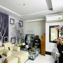 Nhà mới Quận Tân Bình - Siêu đẹp- Gần sân bay