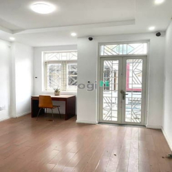 Bán nhà Trung Tâm Bình Thạnh, Giáp Phú Nhuận, 48m², 4 lầu nhỉnh 7 tỷ