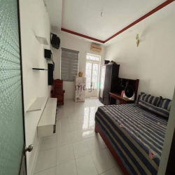 kẹt tiền bán nhà 1T 1L Xóm Đất, Q11, 57m2 gần chợ Xóm Đất