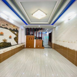 Bán nhà đường Lê Văn Quới_ ngã tư Bốn Xã: 4.2mx15m đúc 3 tấm