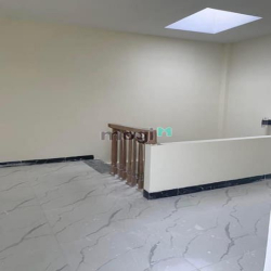 Bán nhanh nhà cấp 4 ngõ Nguyễn Chính, giá 5.95 tỷ, 54.5m2