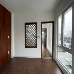 Chọn lọc nhà đất hàng ngộp, hẻm xe hơi 5 đến 6 tỷ, Quận 7.