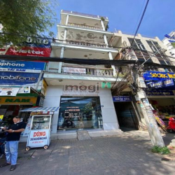 Nhà trệt 4 lầu mặt tiền 30/4 đoạn chợ Xuân Khánh, Ninh Kiều, Cần Thơ