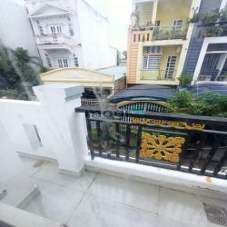 Chọn lọc nhà đất hàng ngộp, hẻm xe hơi 5 đến 6 tỷ, Quận 7.