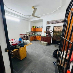 Bán nhà mặt tiền đẹp (4x19) 493 Nguyễn Văn Khối P8 Gò Vấp