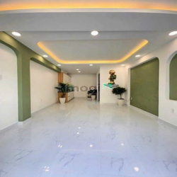Nhà đẹp 2 Tầng sát chợ Lê Văn Quới, nội thất cao cấp, SHR, Giá 3,495tỷ