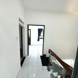 Bán nhà  XH đường Gò xoài - Bình Tân- Nhà mới 2 tầng, 2PN giá rẻ