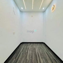 Nhà bán Bùi Quang Là, Phường 12, Gò Vấp,dt:40m2, Giá 2tỷ 250tr ,SHR