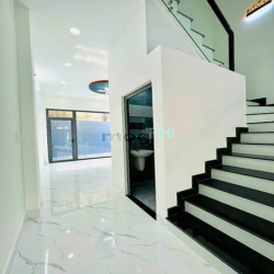 Bán Nhà Mới 3 tầng  - 63m2 - HXH, Đ.Số 6, Long Bình, Quận 9. Giá 5.3T
