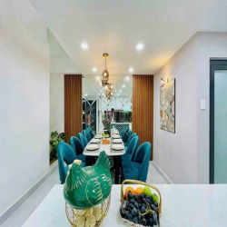 Bán căn Hoa Sứ, Phú Nhuận 79m2 Giá 2tỷ9 Sổ Riêng Thuê 25tr/th