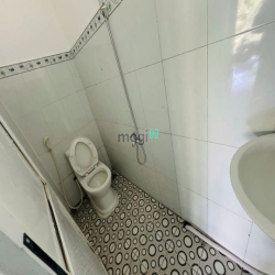 Bán nhà rẻ nhất Sài Gòn 790 triệu hẻm xe hơi Bùi Tư Toàn,  Ph