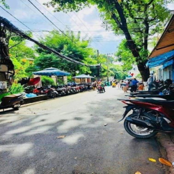 Bán mặt tiền hẻm, Ngay ngã 6 Gò Vấp. Đường Nguyễn Oanh, p10, Gò Vấp