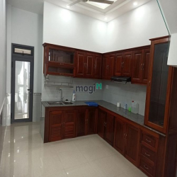 Bán nhà hẻm xe hơi Âu Cơ Phường 9 Tân Bình 110m2 3 tầng 7.6x15.3 giá 1