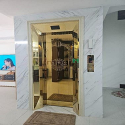 Bán Nhà Ôtô Vào Nhà,  Thang Máy Lô Góc,Sau 1 Nhà Ra Phố Trương Định