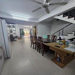 Bán Nhà Ôtô Vào Nhà,  Thang Máy Lô Góc,Sau 1 Nhà Ra Phố Trương Định