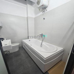Bán Nhà Ôtô Vào Nhà,  Thang Máy Lô Góc,Sau 1 Nhà Ra Phố Trương Định