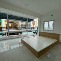 Cần bán nhà đẹp 2 tầng, vị trí đắc địa, gần Him Lam Q7 nhỉnh 5 tỷ TL