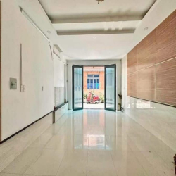 Bán căn nhà Chu Văn An Quận Bình Thạnh 53m2 giá 3ty6 sổ sẵn