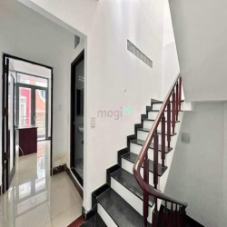 Bán căn nhà Chu Văn An Quận Bình Thạnh 53m2 giá 3ty6 sổ sẵn