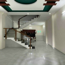 Cô Sáu bán nhà 1T1L XÓM CHIẾU Q4 63M2/ 1 tỷ 620tr KHU AN NINH