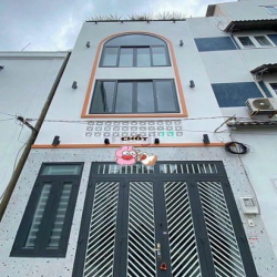 Bán gấp nhà đường Nguyễn Oanh.Giá 2tỷ4/69m2 đang cho thuê 15 tr/tháng