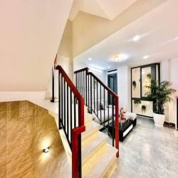 Bán nhà phố rẻ đẹp 2 lầu HXH 128/2 BÙI QUANG LÀ P12 Gò Vấp