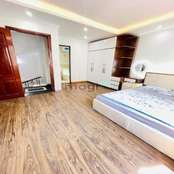 Nguyễn Khoái ô tô đỗ cửa 34M - Nhà mới koong - Gần chợ - Kinh doanh