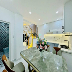Bán nhà hẻm xe hơi Nguyễn Văn Công, P.3, 4,7 x 14, 4 lầu giá 7 tỷ