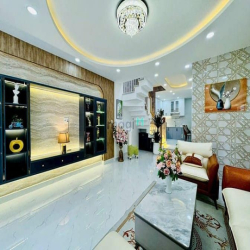 Bán nhà hẻm xe hơi Nguyễn Văn Công, P.3, 4,7 x 14, 4 lầu giá 7 tỷ