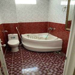 Cần bán gấp nhà Linh Đông Thủ Đức DT 48m2, giá 1.3 tỷ, có SHR, hẻm 5m