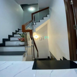 Bán Nhà Bùi Đình Tuý,p12,bình Thạnh ,DT:56,4m2,Giá 2,4tỷ ,SHR