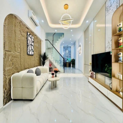 Bán nhà hẻm xe hơi Dương Quảng Hàm, P.5, 4,2 x 11 nở hậu 4,7m giá 7.9