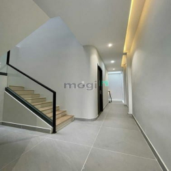 Bán nhà MT Lê Thị Riêng Quận 1 giá chỉ 34 tỷ
