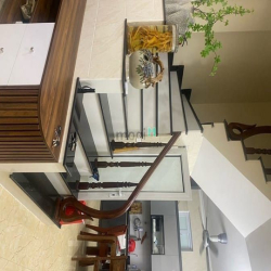 Bán gấp nhà 5 tầng dân xây ngõ ba gác đỗ, ô tô gần nhỉnh 7 tỷ 38m DĐa