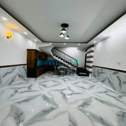 Khu VIP Phan Xích Long, Nhiêu Tứ 38m2